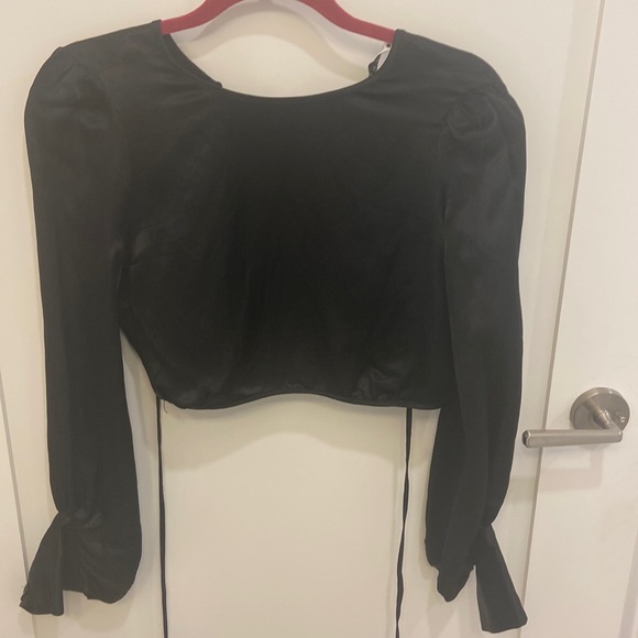 Zara satin blouse, perfect for the holidays 🥂 - Picture 1 of 3